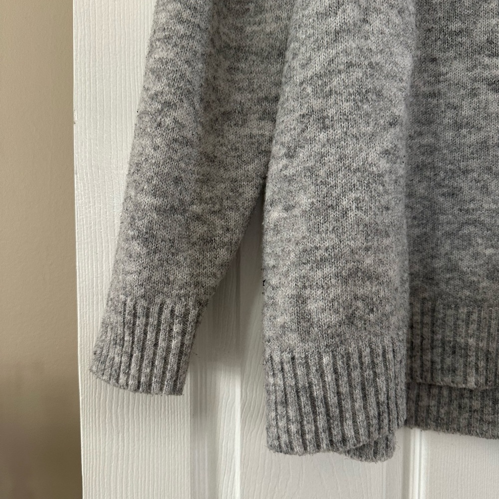 Gray Patterned Turtleneck Sweater Aspen 2X - Picture 4 of 4